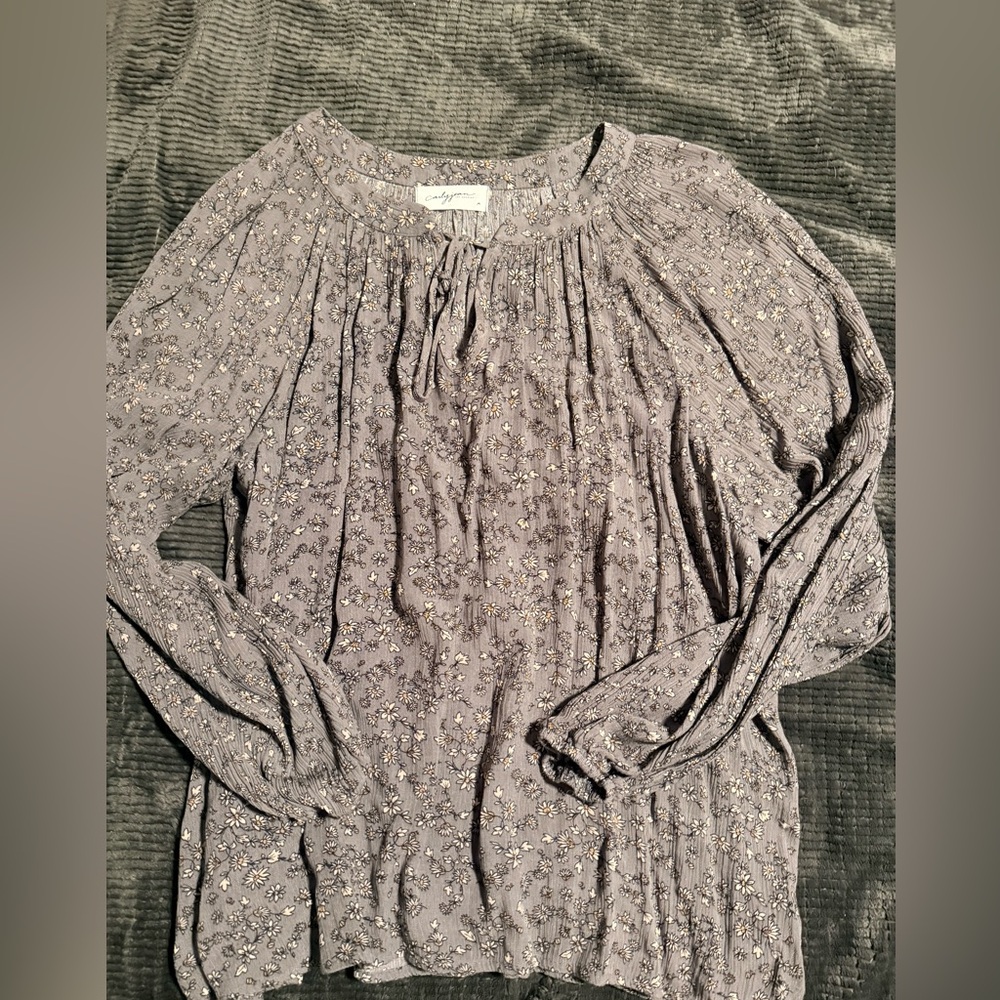 CJLA Floral Gray Women's Top - Picture 5 of 5